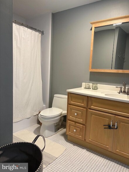 Building Photo - 769 N Ringgold St