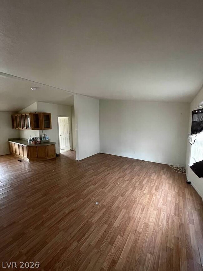 Building Photo - 3560 Estes Park Dr