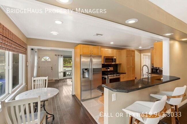 Building Photo - 6702 Birchwood St