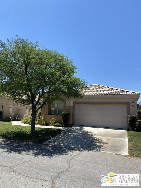 Building Photo - 29727 W Laguna Dr
