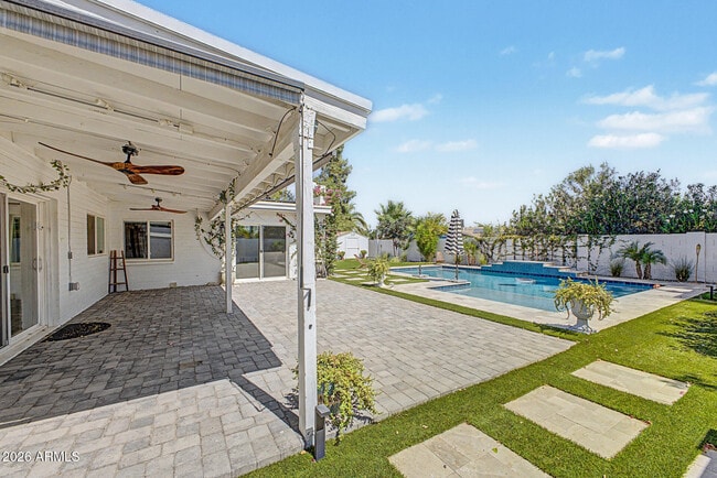 Building Photo - 5017 E Acoma Dr