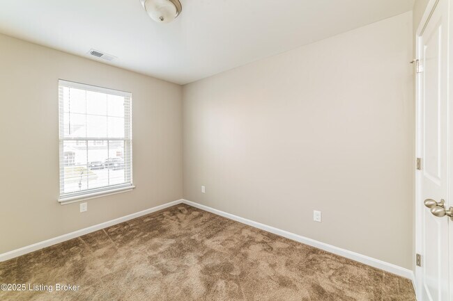 Building Photo - 228 Bald Eagles Cir