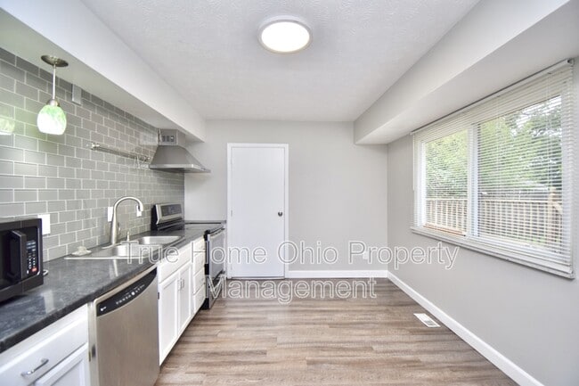 Building Photo - 2146 Rubicon Pl