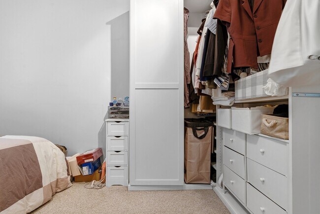 Building Photo - 30 E Concord St