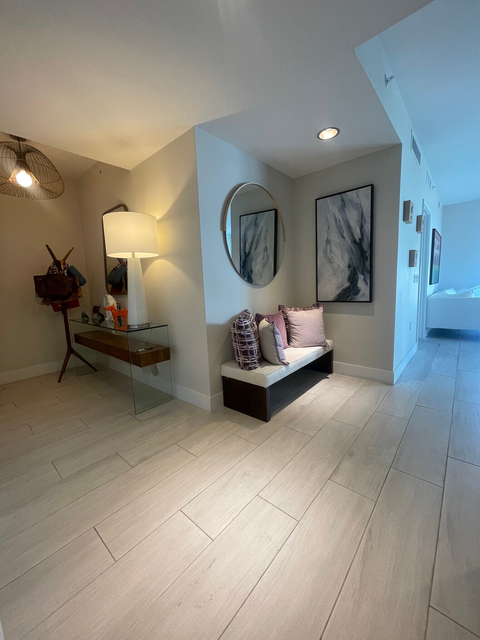 Building Photo - 201 SW 17th Rd