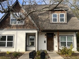 Building Photo - 321 Lambuth Blvd