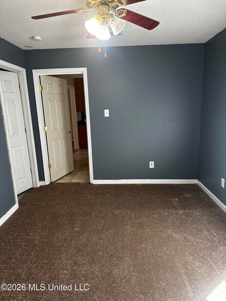 Building Photo - 22226 Red Bluff Rd