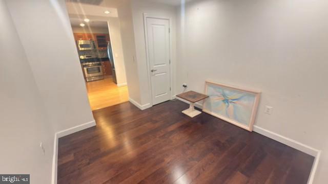 Building Photo - 5750 Bou Ave