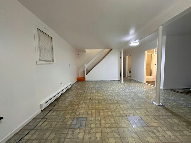 Building Photo - 2412 Winding Way