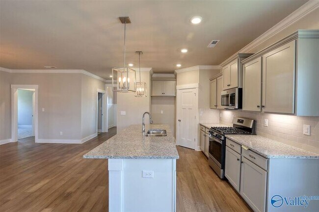 Building Photo - 115 Rio Grande Wy