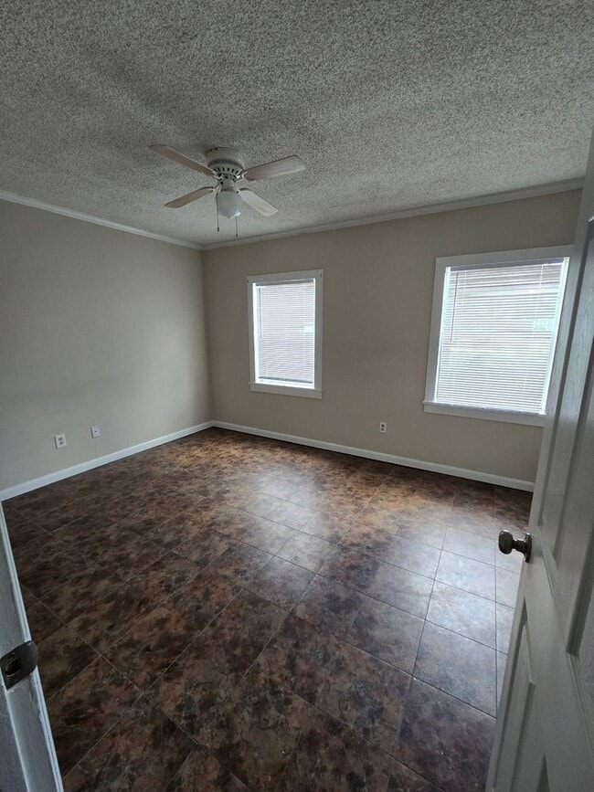 Building Photo - Palms West Condo-Oncu