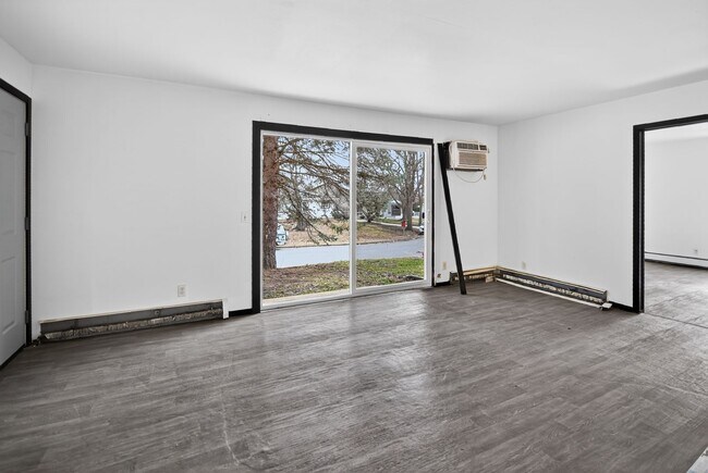 Building Photo - 3722 W Karstens Dr