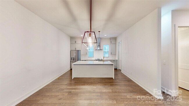 Building Photo - 4019 Plaza Row Ct