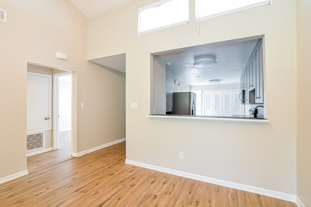 Building Photo - 703 Drywood Ave