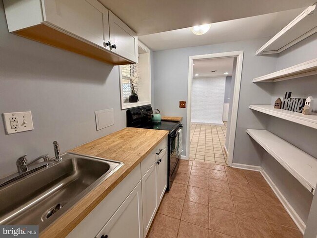 Building Photo - 19560 Smith Cir