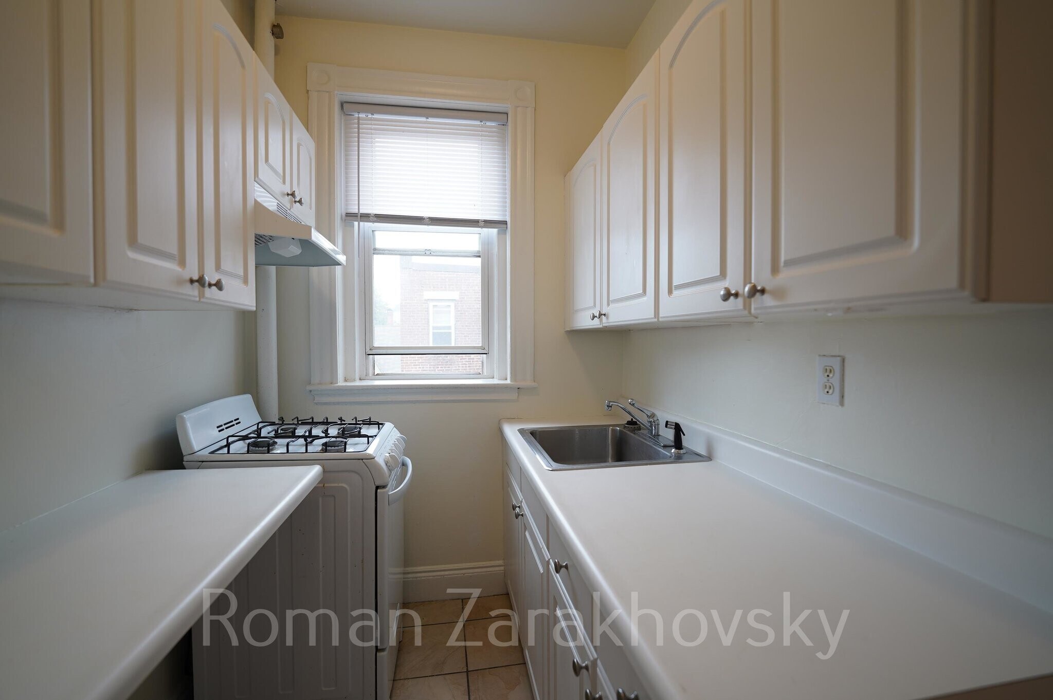 Building Photo - 14 Orkney Rd