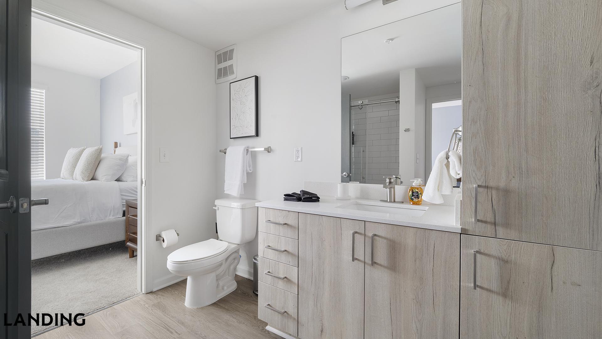 Building Photo - 2800 Milan Ct