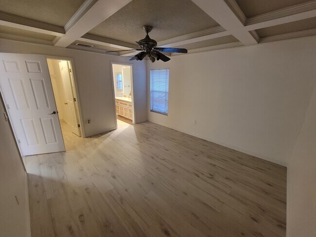 Building Photo - 2725 Feiffer Cir