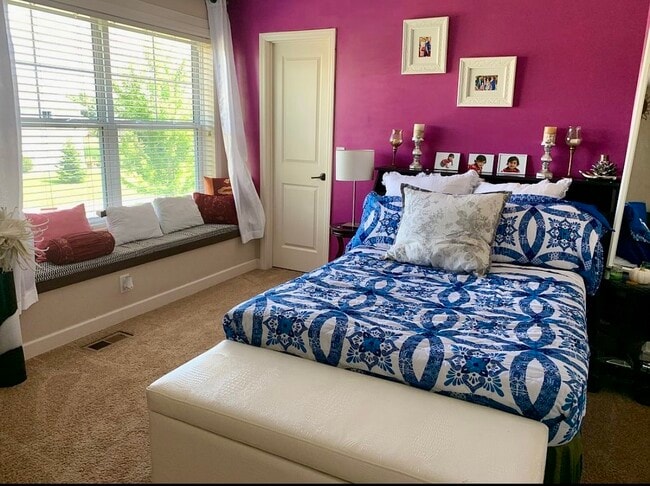 Building Photo - 3453 Chestnut Ln