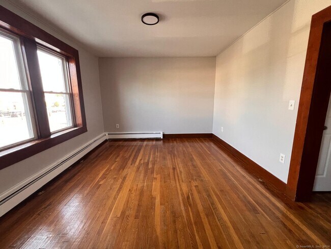 Building Photo - 1166 Dixwell Ave
