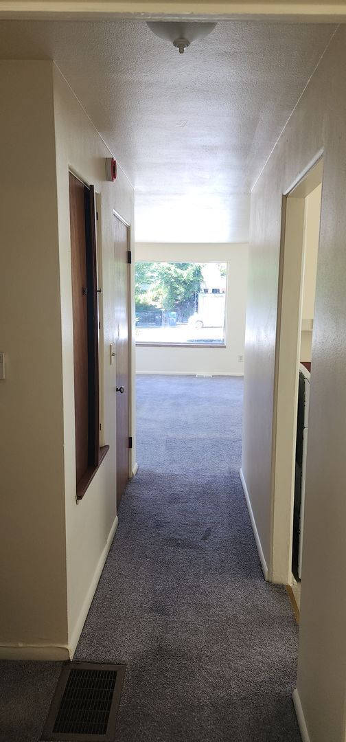 Building Photo - 15t7544