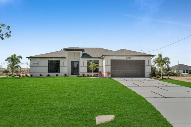 Building Photo - 3600 NE 9th Pl