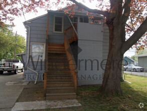 Building Photo - Birch904