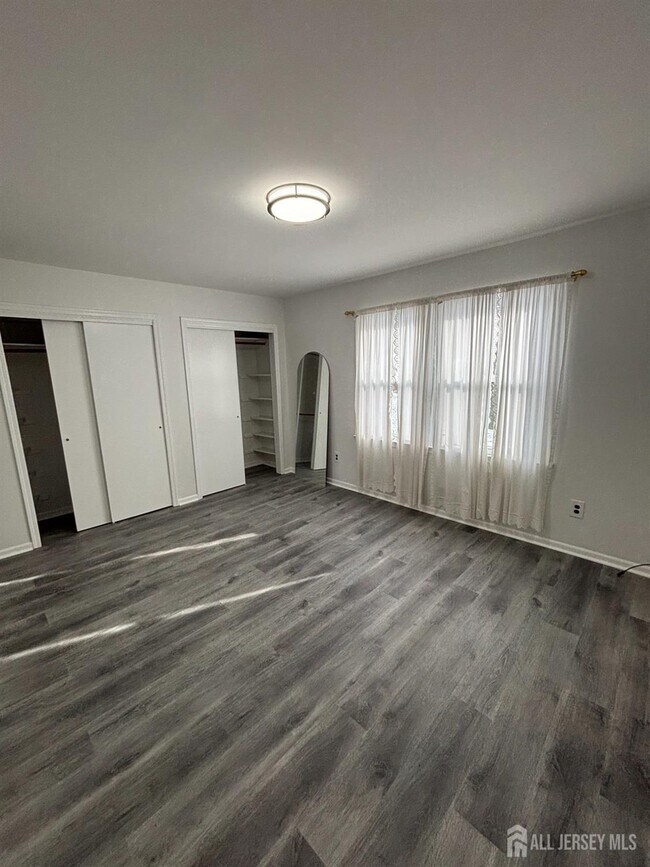 Building Photo - 21 Teaberry Dr