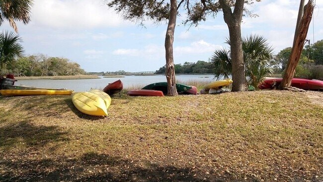 Building Photo - 1255 Ponce Island Dr