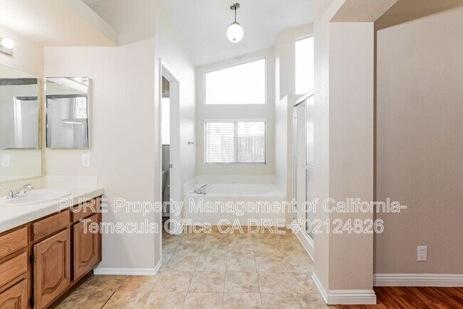 Building Photo - 45435 Piute St