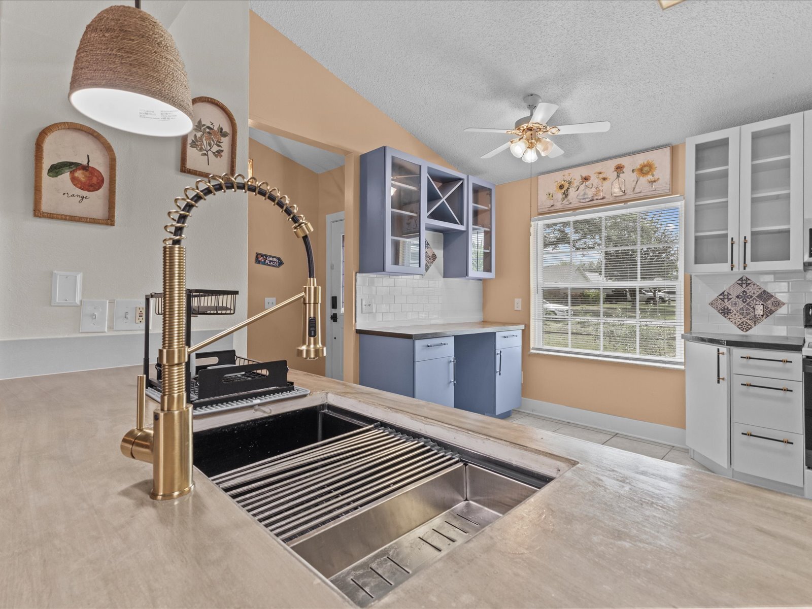 Building Photo - 226 Windward Way