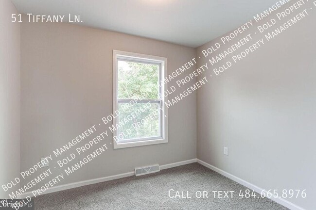 Building Photo - 51 Tiffany Ln