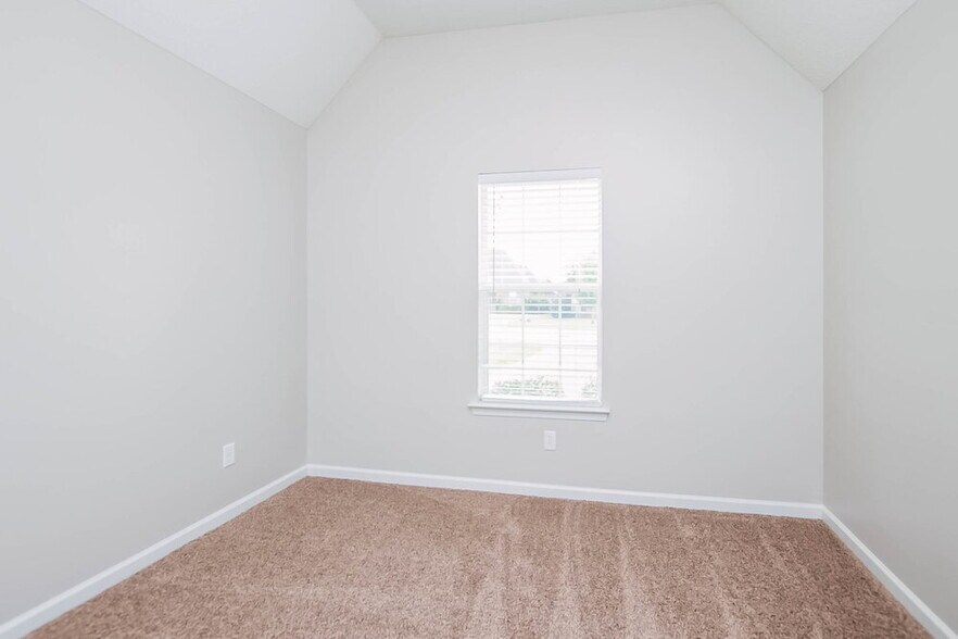 Building Photo - 4313 Genevieve Dr