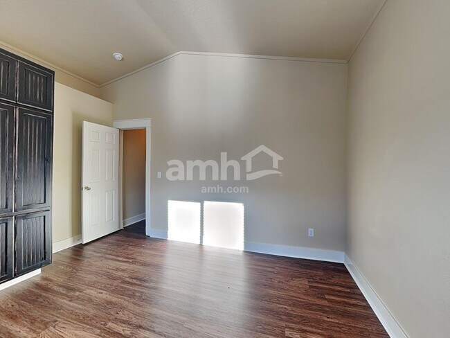 Building Photo - 199 E Striped Owl Dr