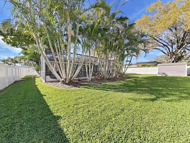 Building Photo - 308 Hammock Dr