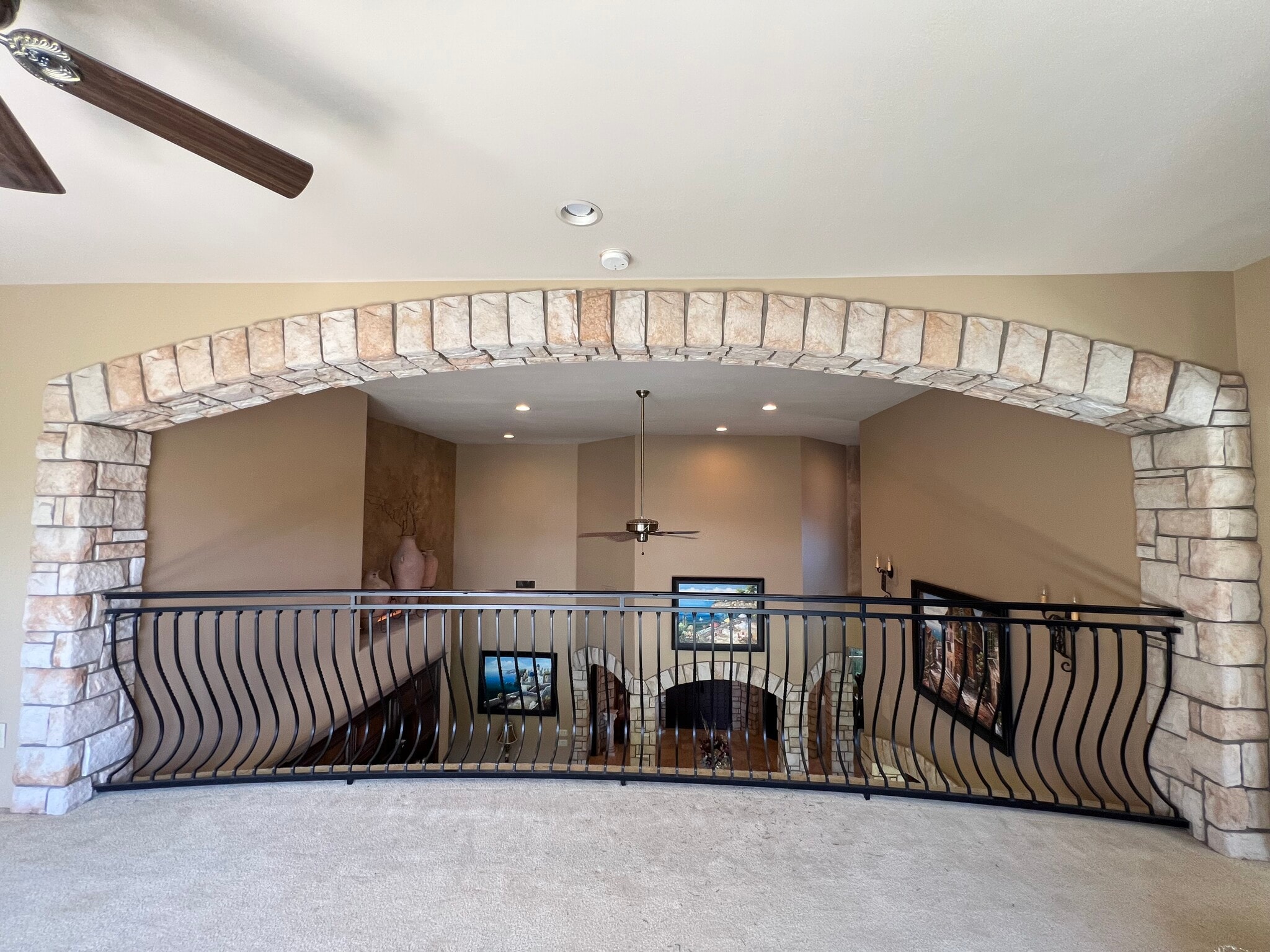 Building Photo - 2104 Wedgemont Pl