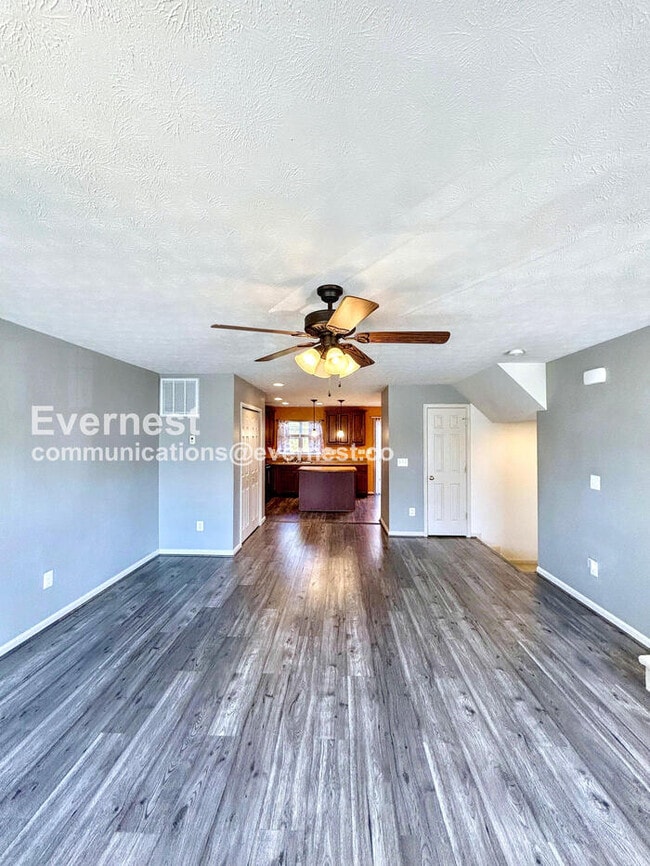 Building Photo - 18337 Democracy Ave