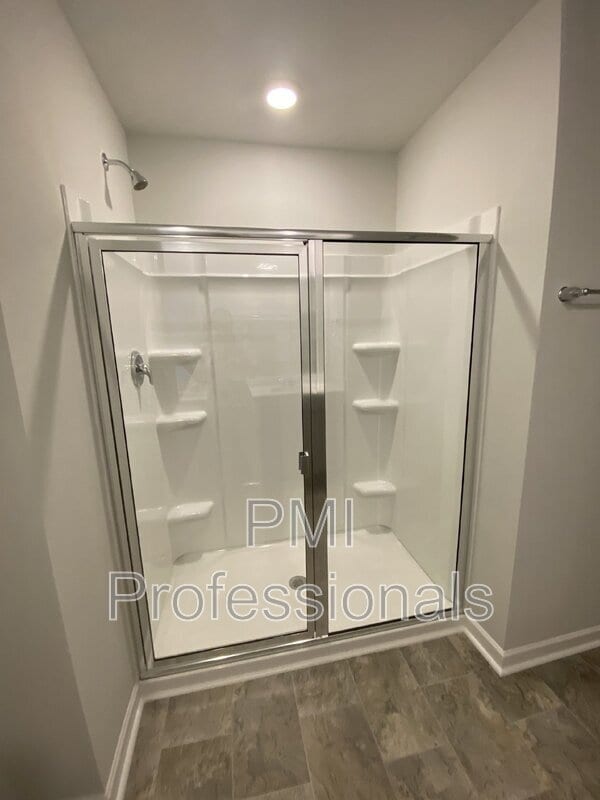 Building Photo - 4140 Feetham Dr