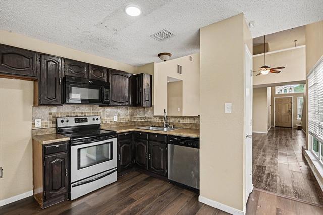 Building Photo - 6940 Cheswick Dr