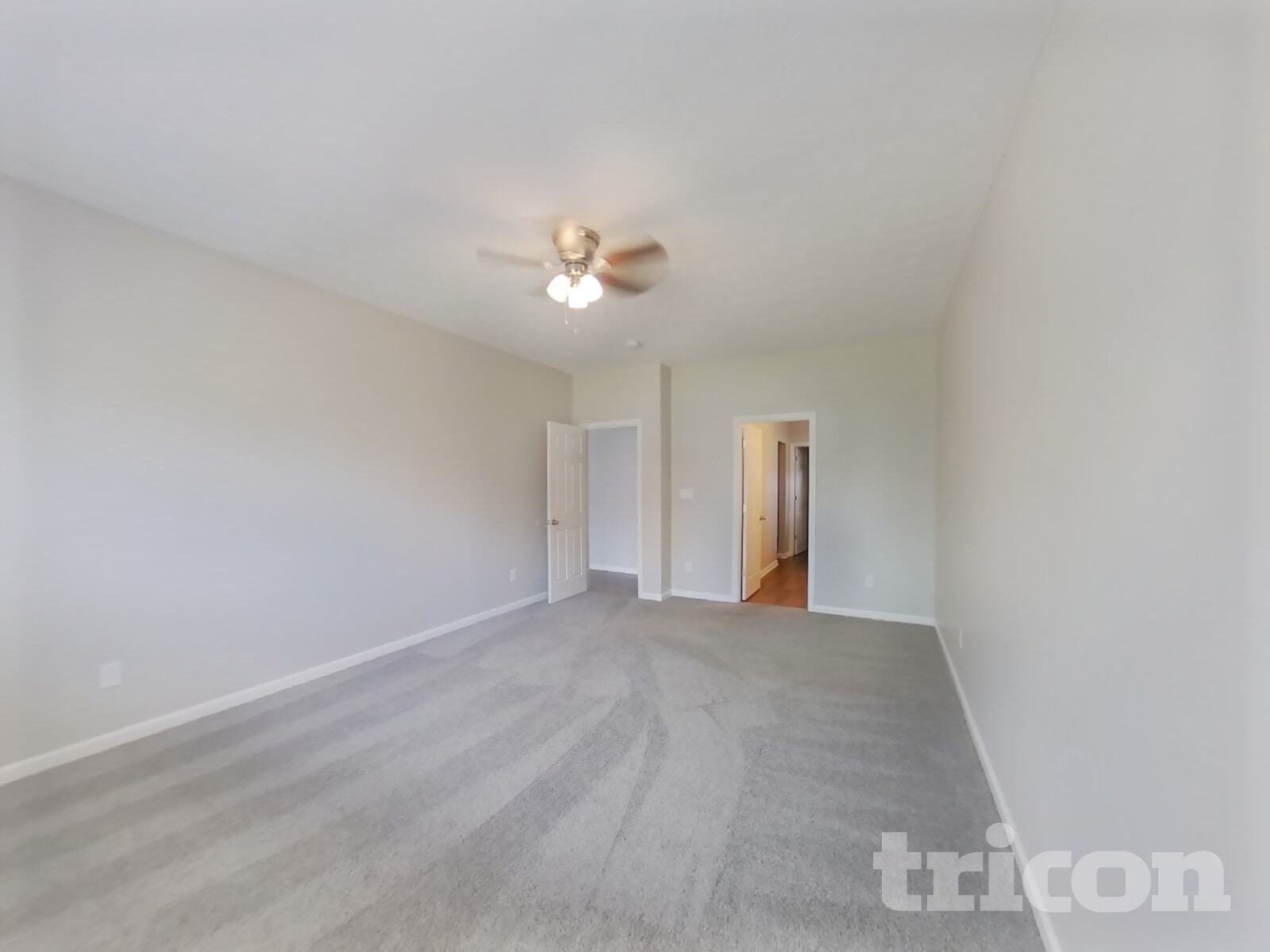 Building Photo - 6646 Laurelwood Dr