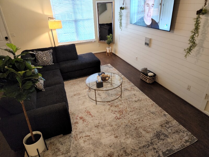 Building Photo - 4468 Highwood Park Dr