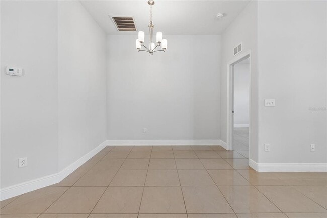 Building Photo - 2311 W Aileen St