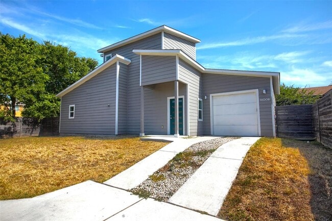 Building Photo - 7600 Carver Ave