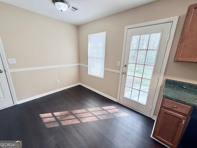 Building Photo - 301 Stony Brook Cir