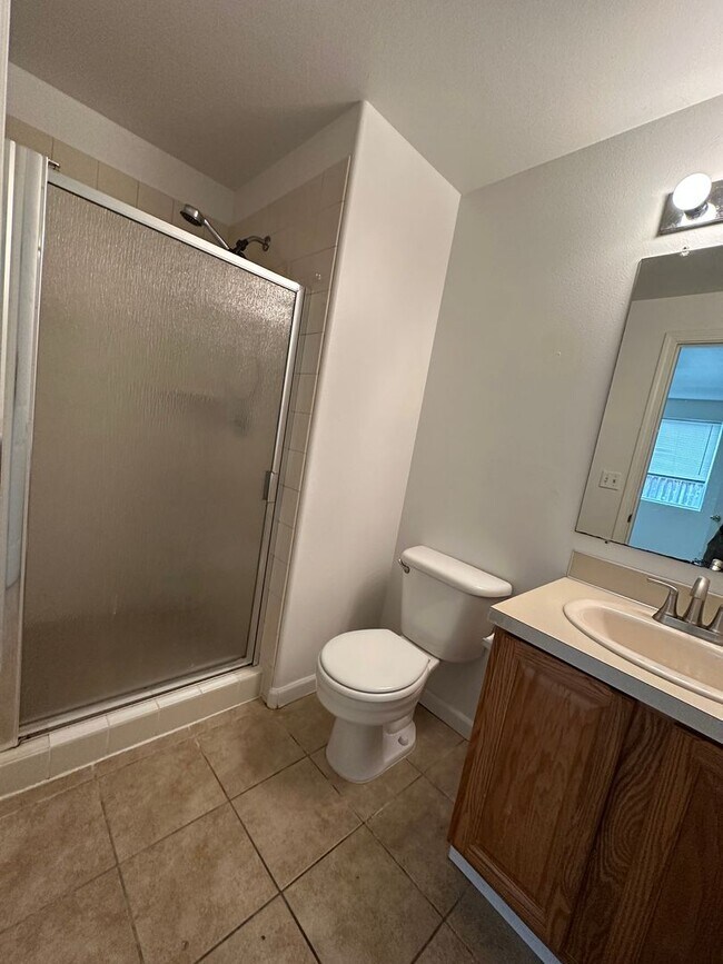 Building Photo - 3 Bed 2 Bath Home in the Lexington Area of...