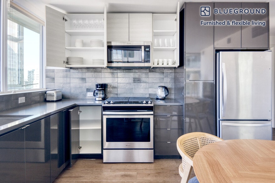 Building Photo - 1080 Eighth Avenue-SI FL12-ID1