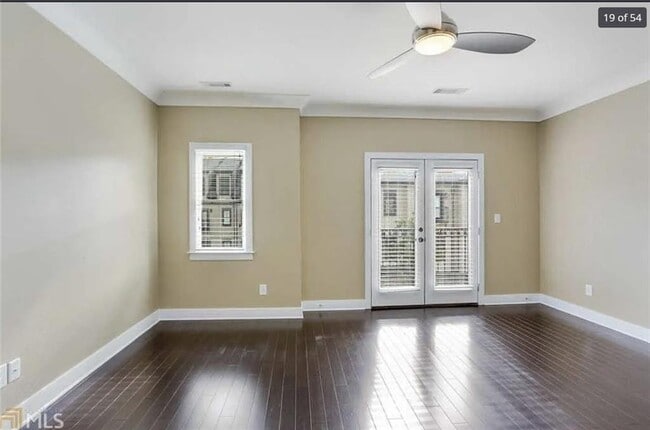 Building Photo - 255 Southerland Terrace NE