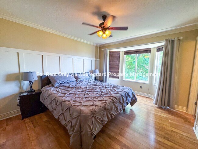 Building Photo - Wonderful Draper East Bench Home with Gorgeous Valley Views