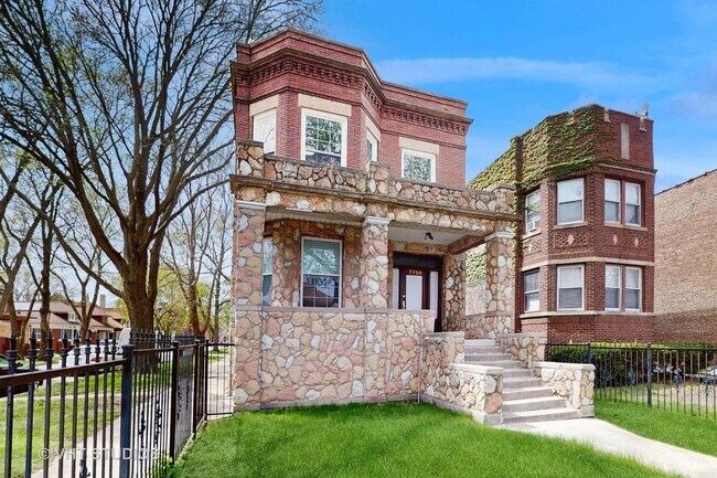 Building Photo - 7758 S Saginaw Ave