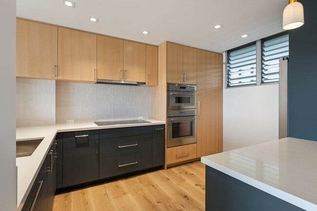 Building Photo - 999 Wilder Ave